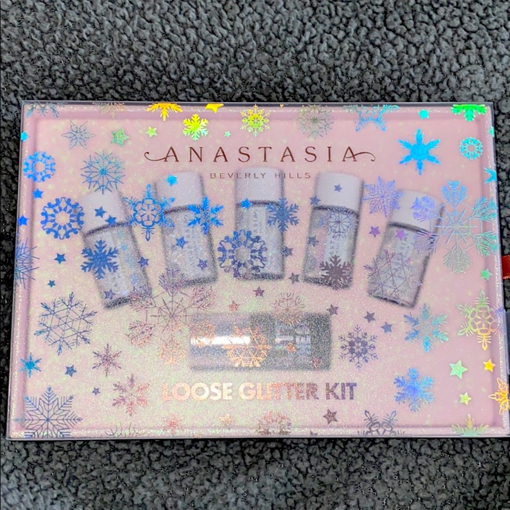 Anastasia Beverly Hills loose glitter